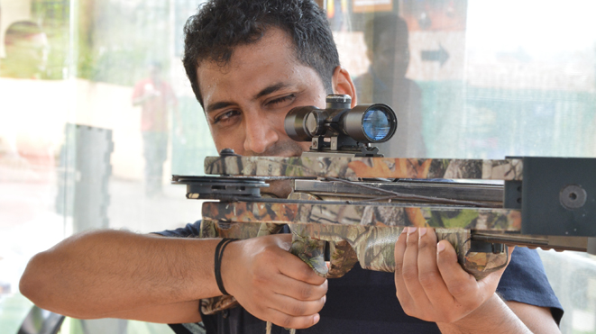 Test your shooting skills with Crossbow activity at Della