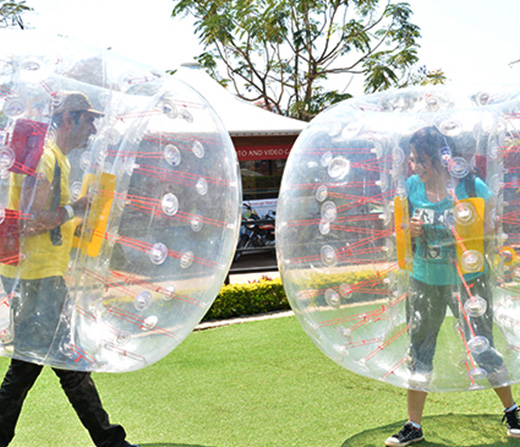 Play Ball Fighting at Della Adventure