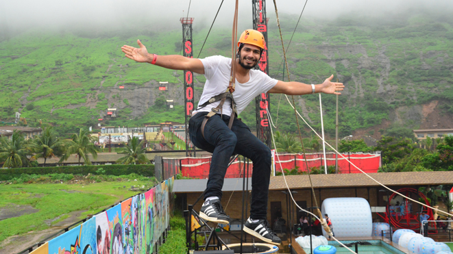 Flying Fox Get A Chance To Experience India S Longest Flying Fox At Della Adventure