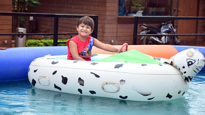 Kids favorite Bumper Boat at Della