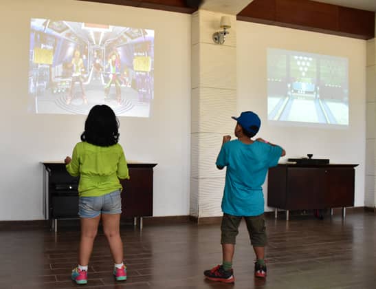 Play Virtual Dancing at Della Adventure