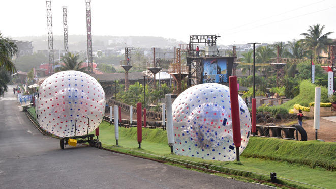 Enjoy Land zorbing (200 ft) at Della in Lonavla